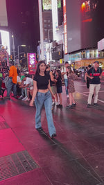 Load and play video in Gallery viewer, Lit Pink Ultra Hydrating Vegan Lit Plumping Oil - 100% vegan + cruelty-free lip oil
