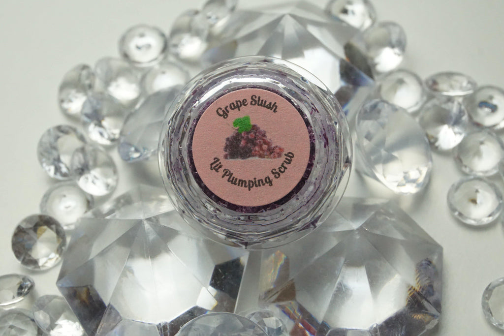Grape slush, grape flavoured diamond shaped 5ml lip scrub